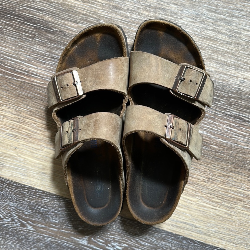 Size 39 Birkenstock Arizona Soft Footbed Tobacco Brown Oiled Leather